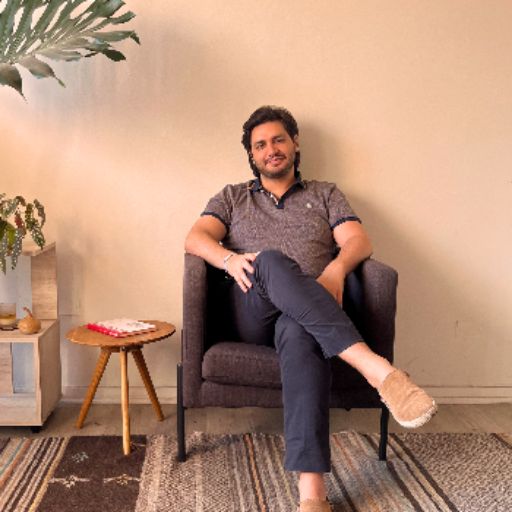 Foto de Joaquín Martin, psicóloga/o de Centro Luminus